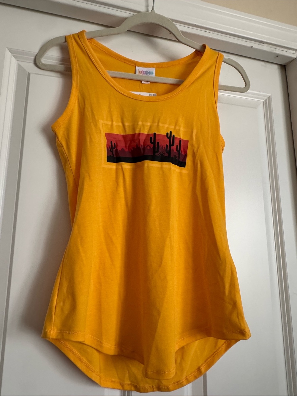 New Lularoe XS Yellow Goldenrod Mustard Yellow Desert Cactus Graphic Tank Top
